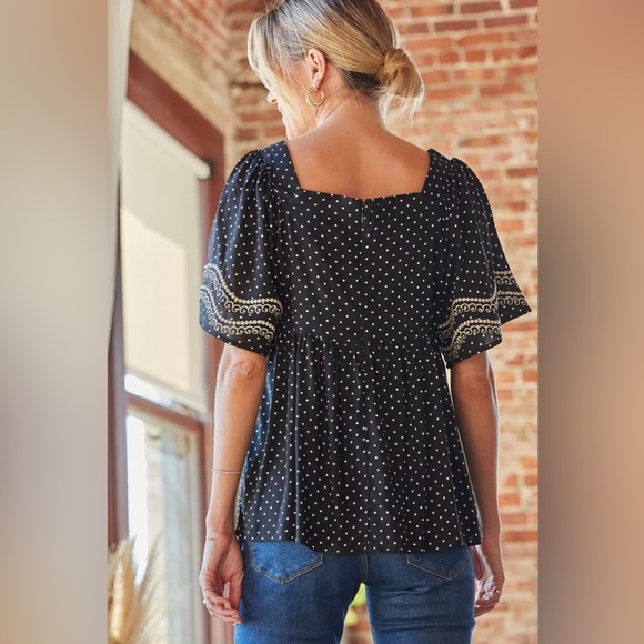 Savanna Jane Babydoll Embroidered Floral Polka Dot Top - Picture 3 of 8